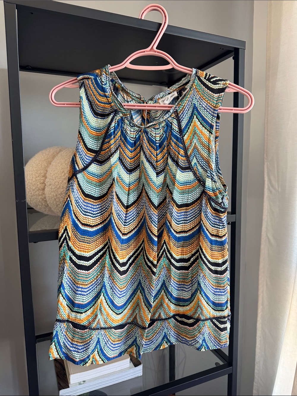 051. Women ' Multicolor Chevron Sleeveless Dress - Brand Unknown